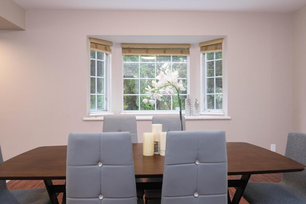 Spacious 4Br W Ensuites Mins To Downtown Yvr Ubc فانكوفر المظهر الخارجي الصورة