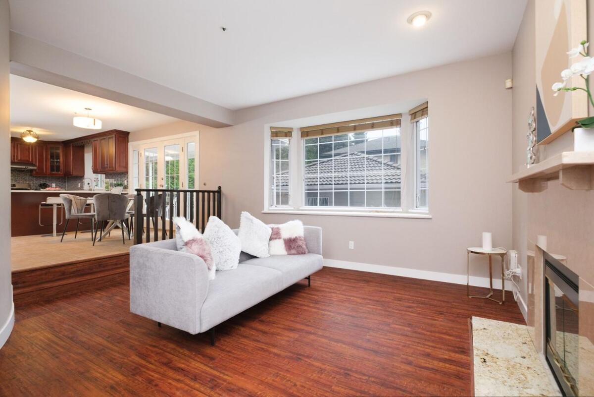 Spacious 4Br W Ensuites Mins To Downtown Yvr Ubc فانكوفر المظهر الخارجي الصورة