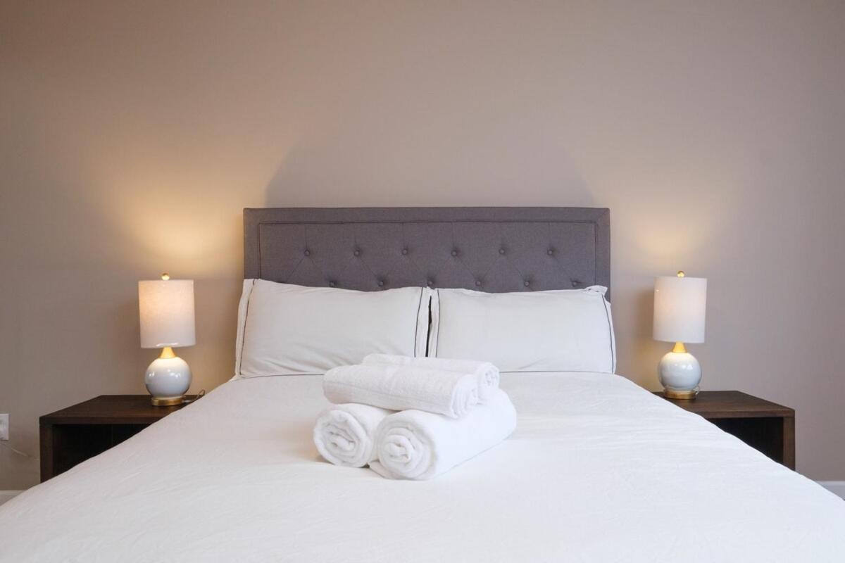 Spacious 4Br W Ensuites Mins To Downtown Yvr Ubc فانكوفر المظهر الخارجي الصورة