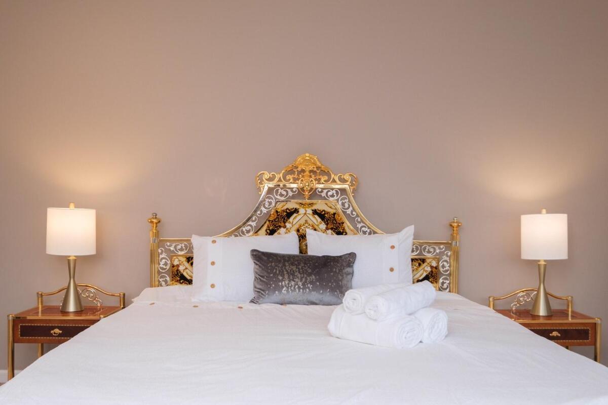 Spacious 4Br W Ensuites Mins To Downtown Yvr Ubc فانكوفر المظهر الخارجي الصورة