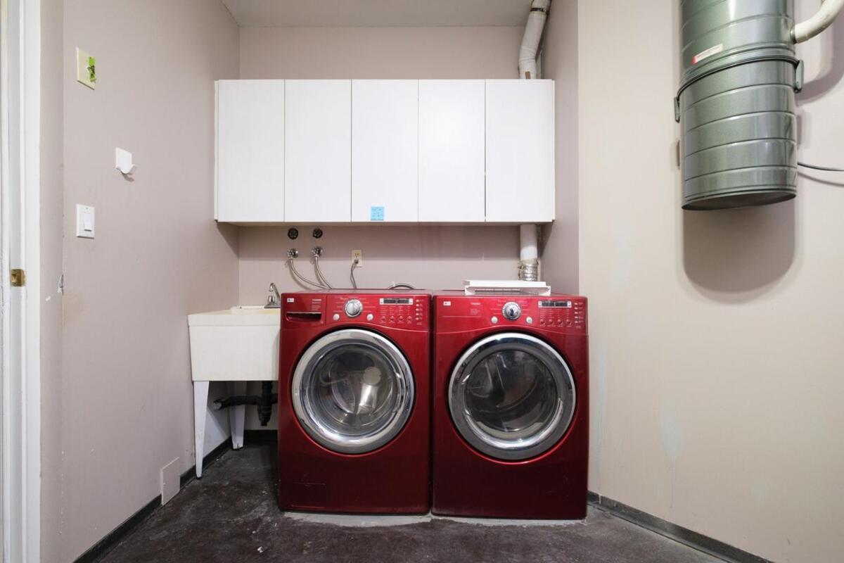 Spacious 4Br W Ensuites Mins To Downtown Yvr Ubc فانكوفر المظهر الخارجي الصورة