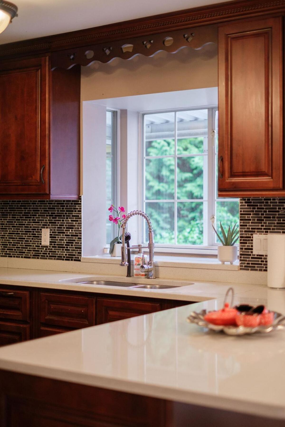 Spacious 4Br W Ensuites Mins To Downtown Yvr Ubc فانكوفر المظهر الخارجي الصورة